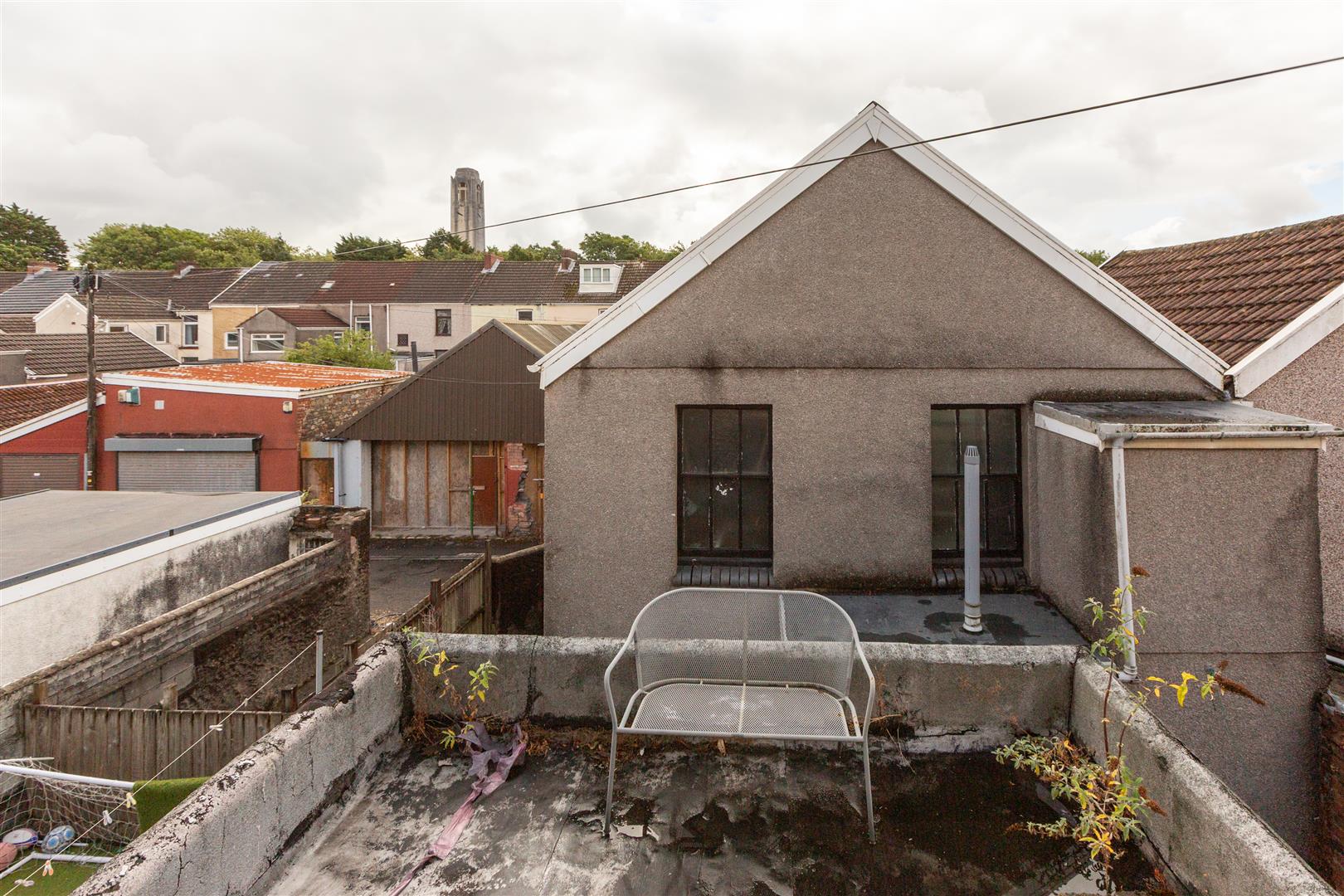 King Edward's Road, Swansea, SA1 4LL